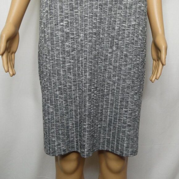 Forever 21 + Plus Ribbed Knit Sweater Mini Dress - Picture 5 of 6